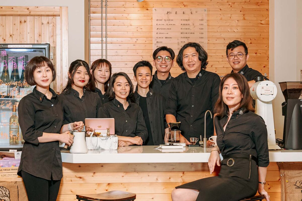 スペシャルティコーヒーを提供する台湾・Cupping Spoonのチームメンバー